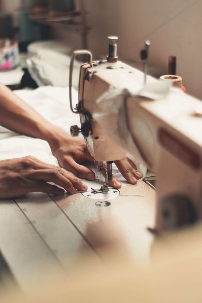 Pourquoi choisir lauto entrepreneuriat lorsquon est couturier e Couture Enfant