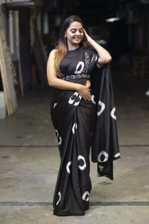 Indo-Western Black Saaree