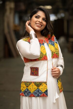 Aina 3